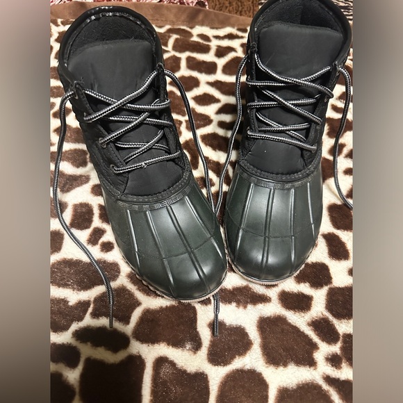 Magellan Outdoors Shoes - Magellan women’s boots, size 8, pet and smoke free home.